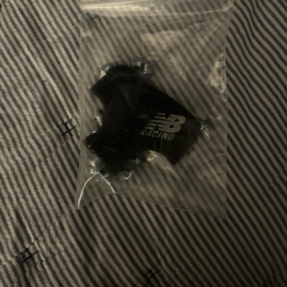 New Balance Black Racing Component - Picture 4 of 4